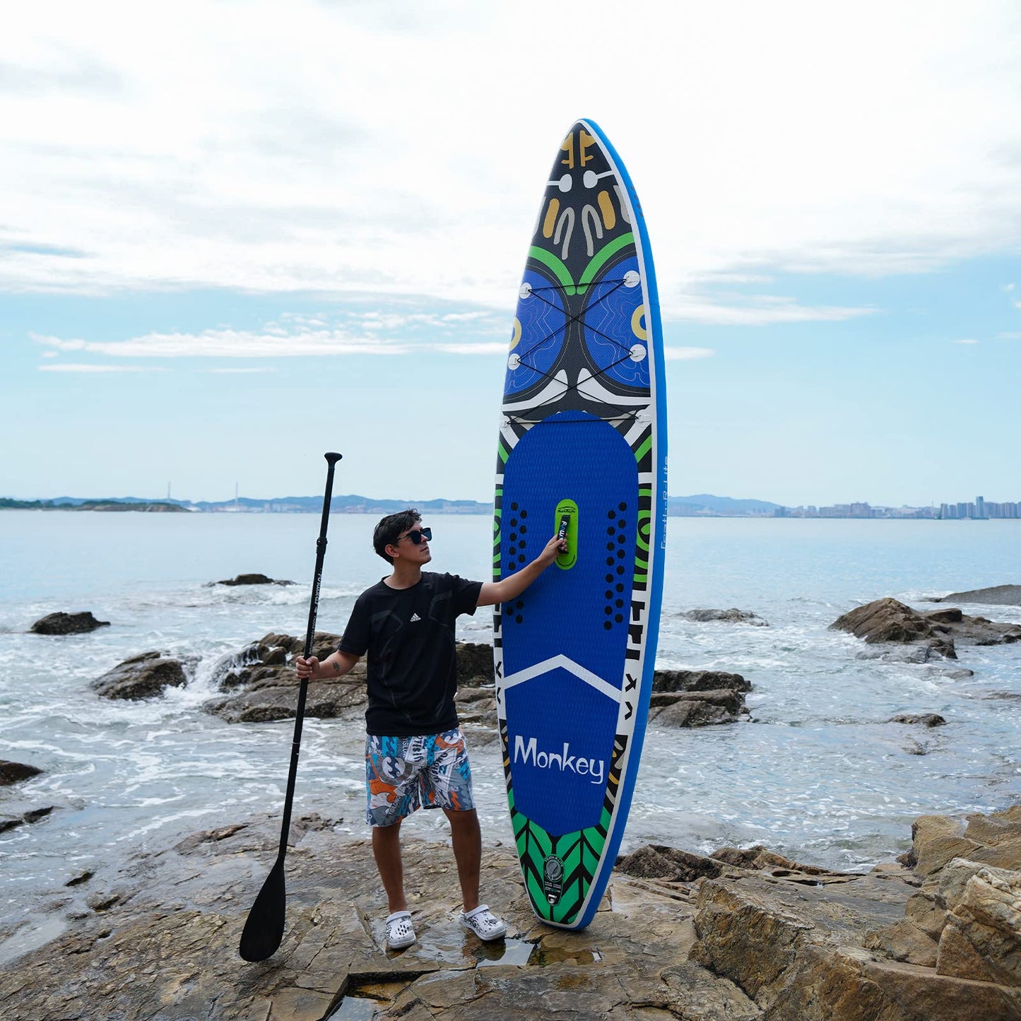 Inflatable Stand up Paddle Board Surfboard Complete Paddleboard Accessories Adjustable Paddle, Pump, ISUP Travel Backpack, Leash, Waterproof Bag, Adult Paddle Board SUPFR02A